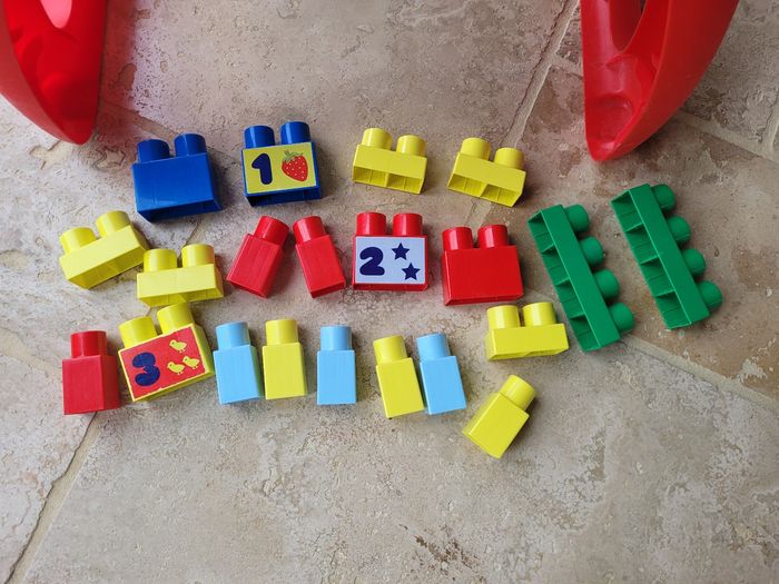 Table de jeux Lego - photo numéro 3