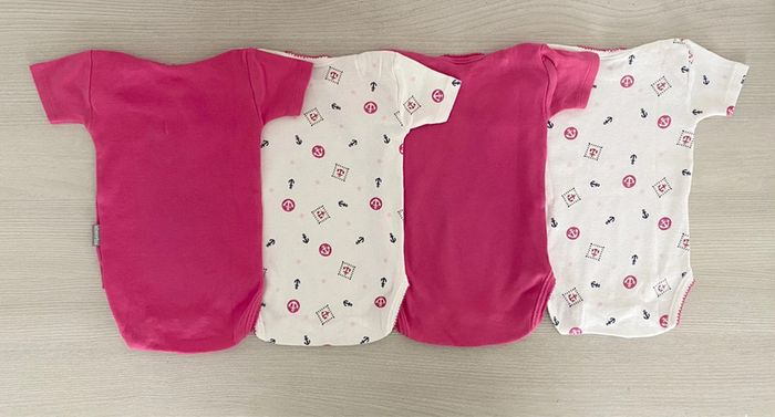 Lot 4 bodies absorba 6 mois - photo numéro 5