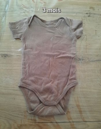 Body manches courtes