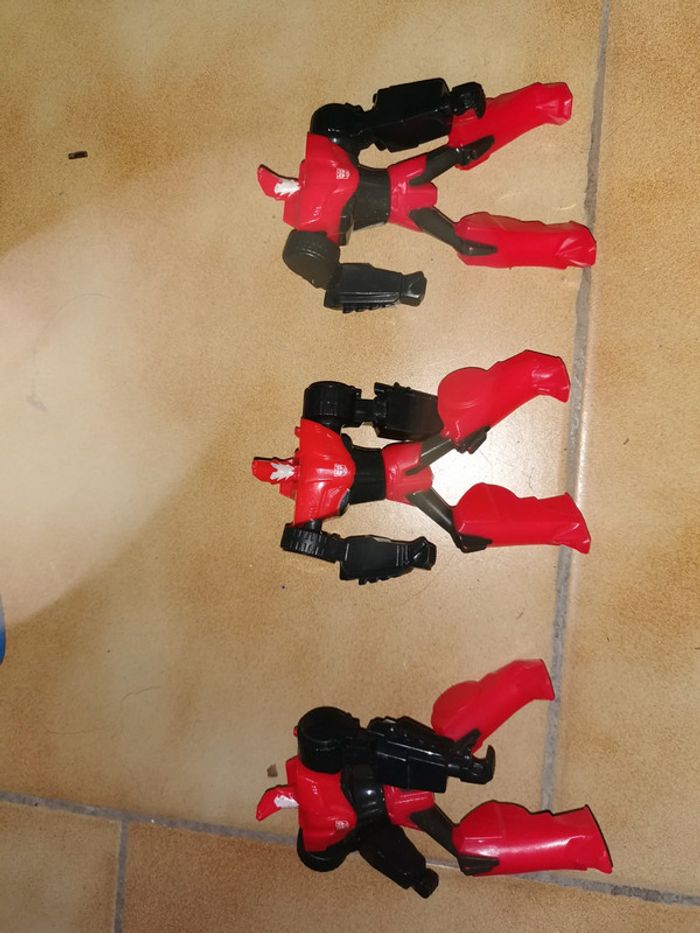 Lot 6 figurines style power rangers - photo numéro 3