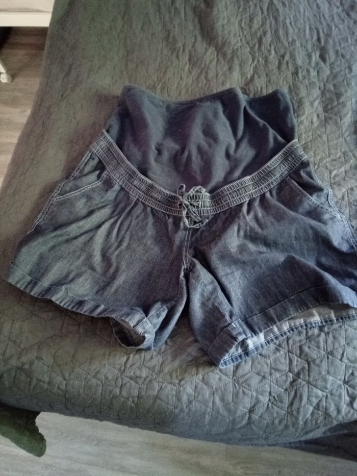 Shorts grossesse - photo numéro 2