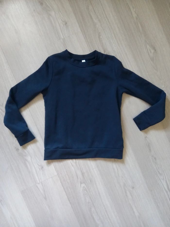 Pull bleu marine 11 ans