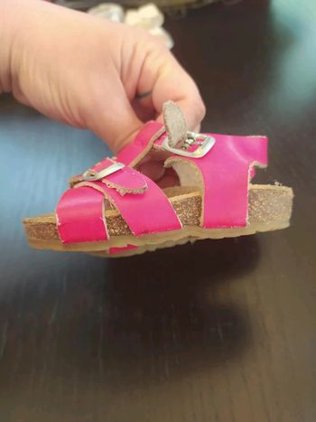Sandales roses fille taille 19 Pat et Ripaton