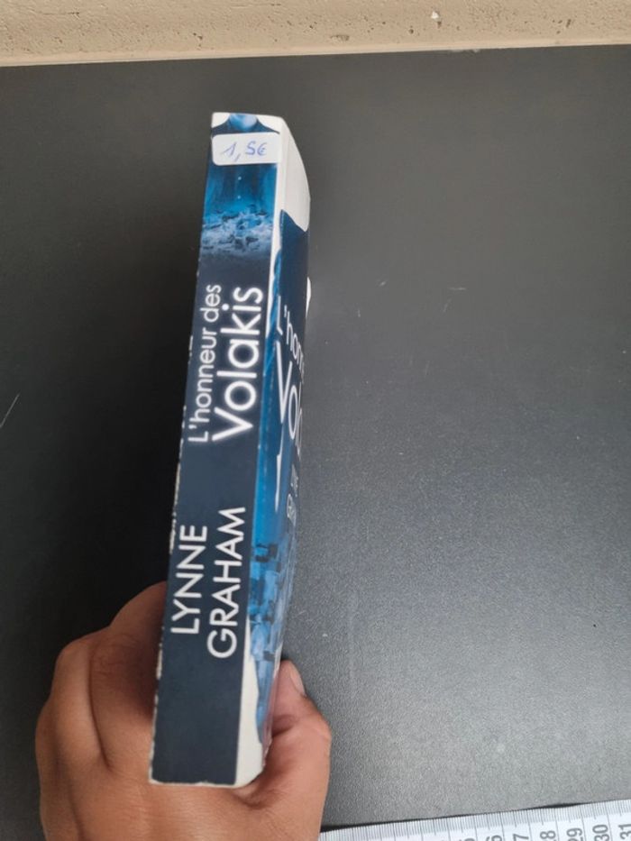 L'honneur des Volakis - photo numéro 2