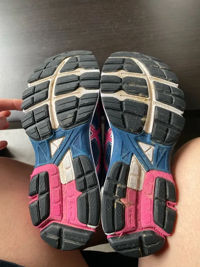 Basket de running en très bon état Asics - photo numéro 7