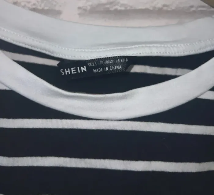 T-shirt SHEIN neuf – Taille L (40/42) - photo numéro 4