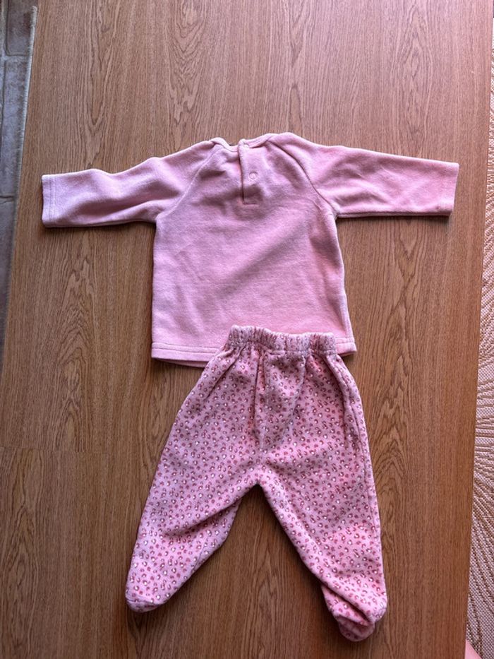 Pyjama fille 2 pièces / 6 mois - photo numéro 2