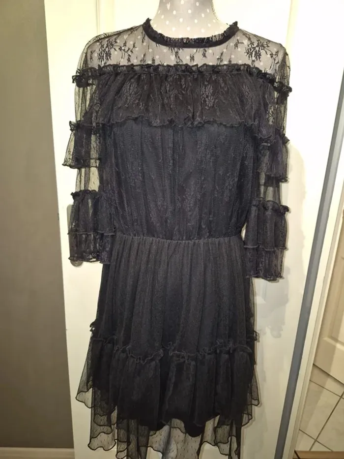 Robe gothique dentelles naf naf