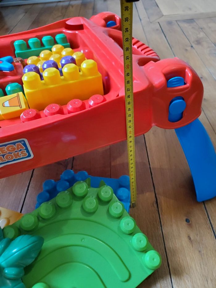 Table et mega bloks - photo numéro 6