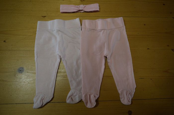lot pantalons avec pieds