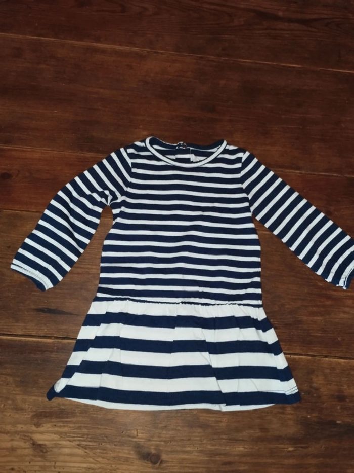 Robe bleu et blanc 9mois