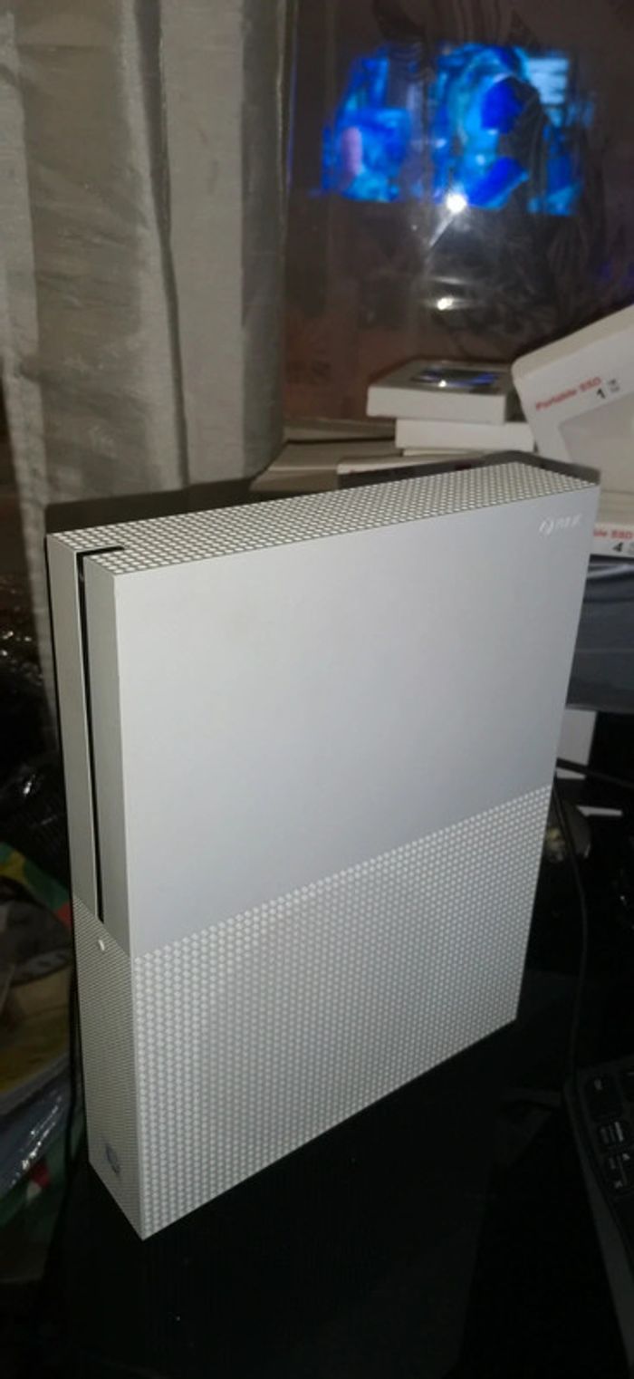Xbox one s 500go fonctionnel - photo numéro 7