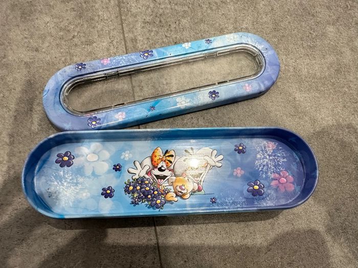 Boîte métallique range stylo diddl