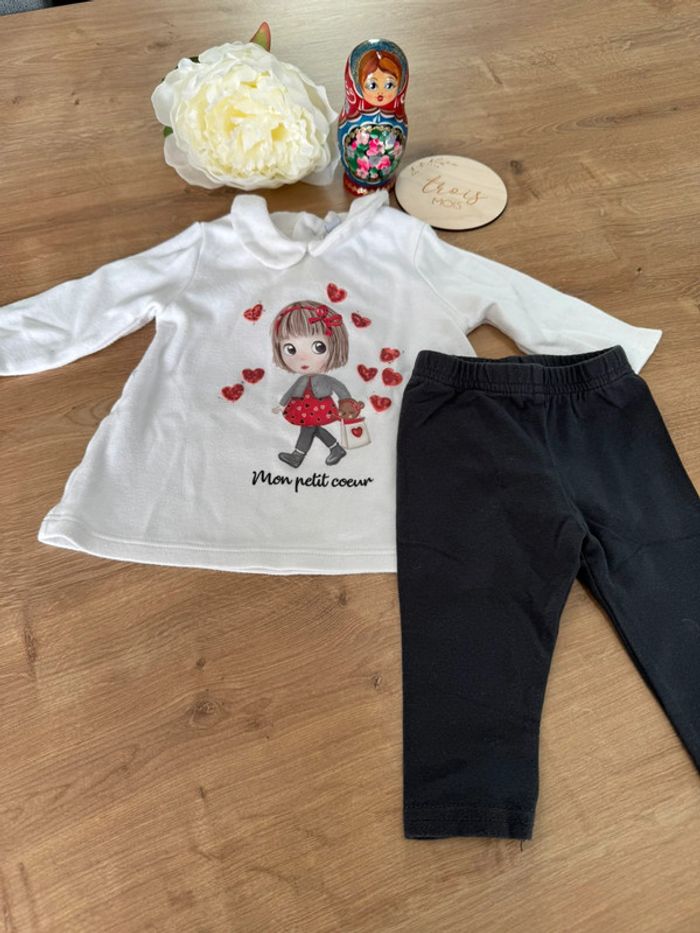 Ensemble bébé, trois mois