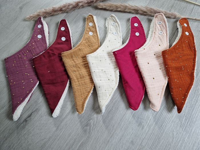 Lot 7 Bavoirs Bandana - photo numéro 3