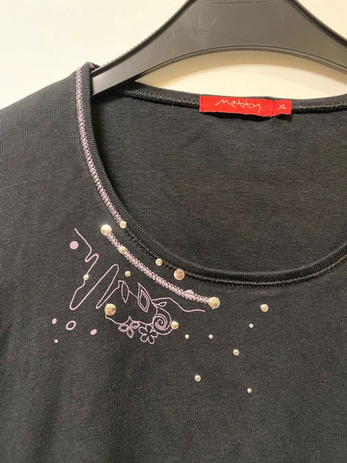 Joli haut noir Netty taille 42 - photo numéro 3
