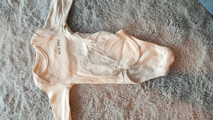 Bodies - photo numéro 2