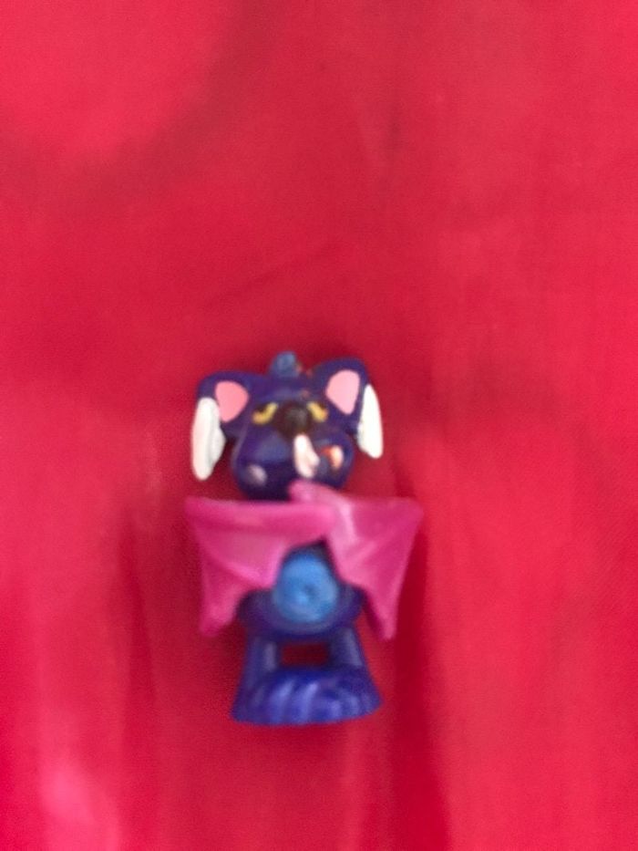 figurine mini chauve souris * prix 0.50 cts * kiki60230