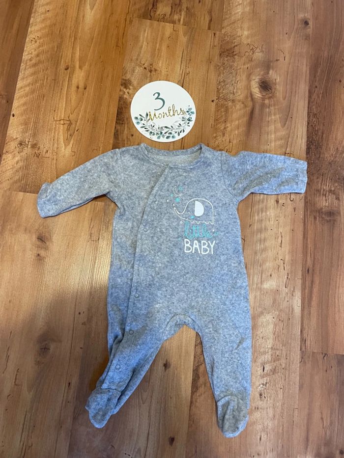 Grenouillère grise taille 3 mois