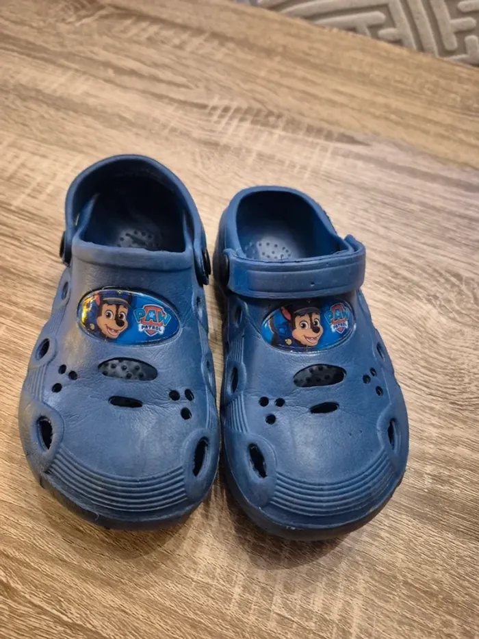 Crocs spiderman enfant taille 24 25