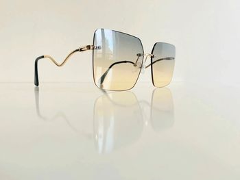 Lunette de soleil femme carrée verres dégradés taille moyenne