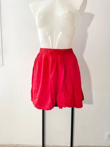 Short rouge