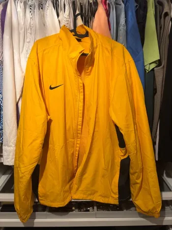 Veste Nike jaune