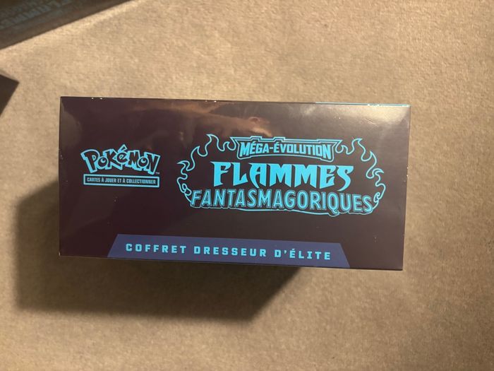 ETB Pokémon flammes fantasmagoriques - photo numéro 3