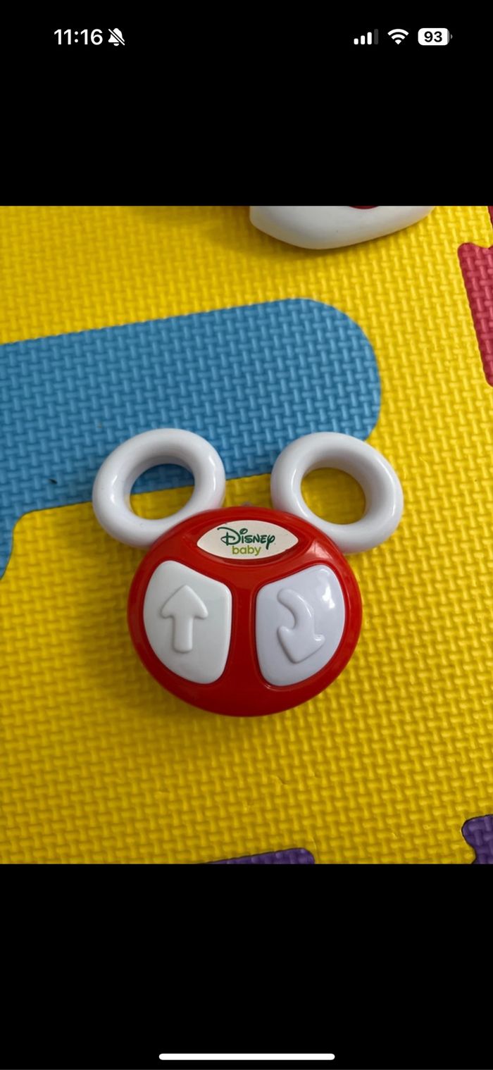 Voiture télécommandée Mickey - photo numéro 2