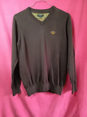 Pull manches longues garçon.