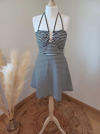 Robe patineuse rayée avec dos nu Tally Weijl taille XS 34