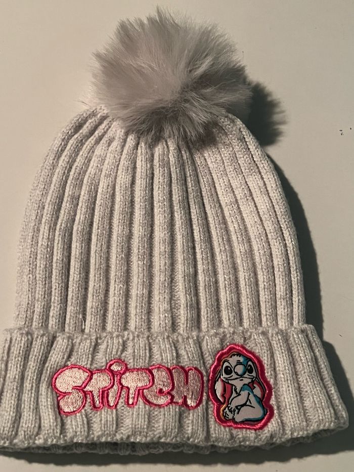 Bonnet Stitch avec pompon