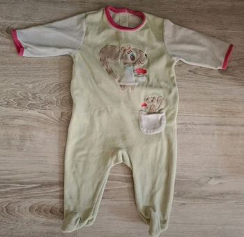 Pyjama velours ecureuil 12 mois