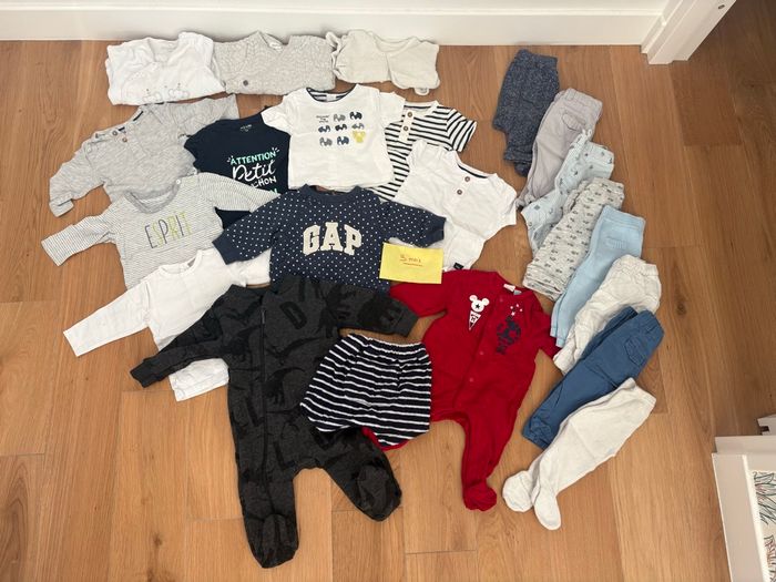 Lot 22 vêtements bébé garçon 3 mois - photo numéro 2