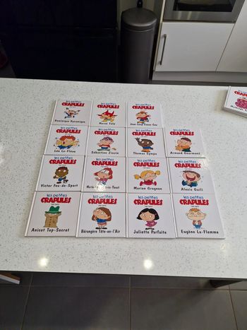 Lot de 15 livres Les Petites Crapules