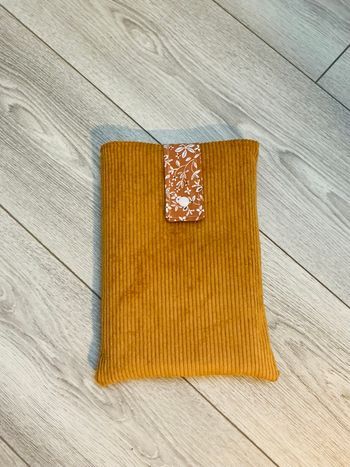 Pochette pour livre broché 28X21 moutarde