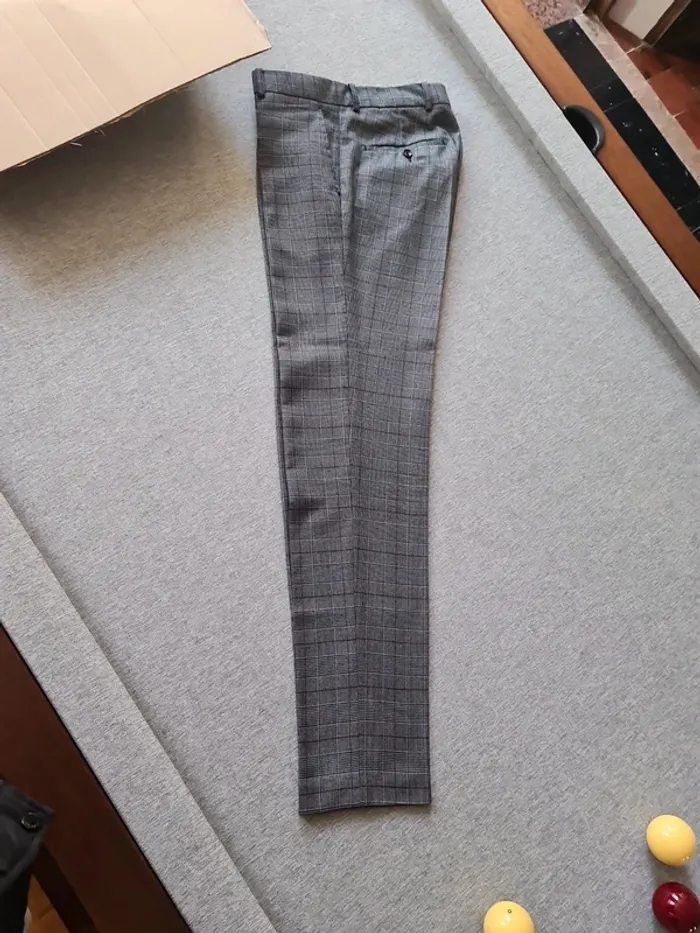 Costume IZAC 3 pièces - photo numéro 2