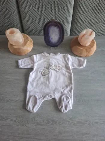 Pyjama velours fille taille 1 mois