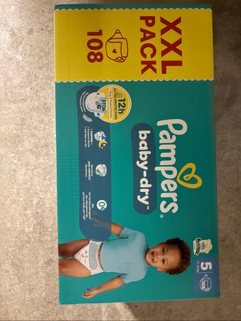 Couches Pampers taille 5
