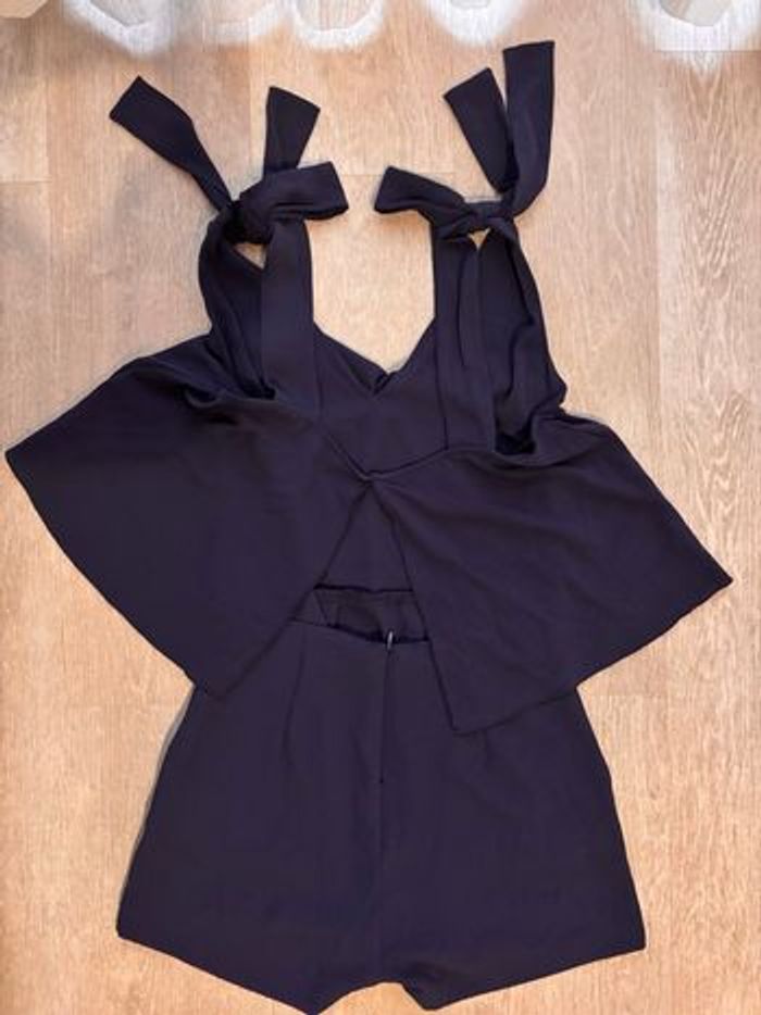 Combi-short chic noire H&M – Détails nœuds et dos nu – T.36 - photo numéro 2