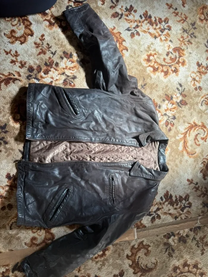 Veste en cuir - photo numéro 2