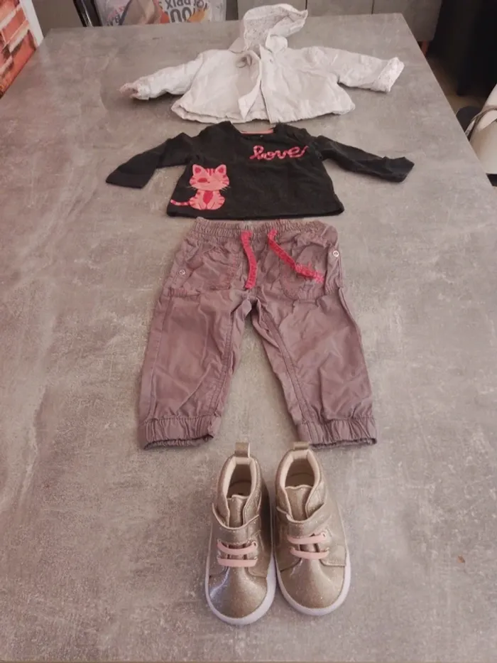 Ensemble bébé fille 6 mois