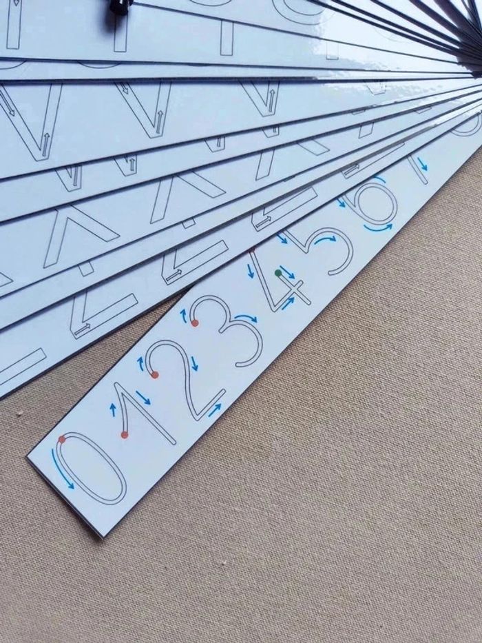 Carnet de 27 cartes pour apprendre à tracer les lettre de l'alphabet Montessori - photo numéro 5