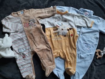Lot pyjama 6 mois