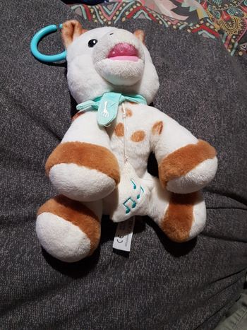 Peluche musicale Sophie la girafe  vulli