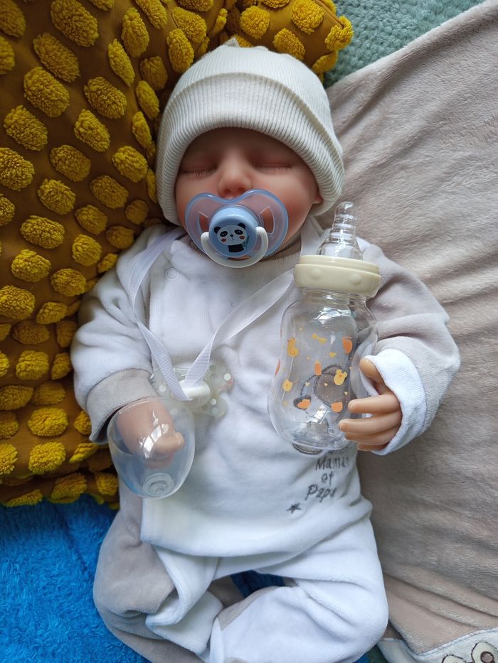 Bébé reborn - photo numéro 4