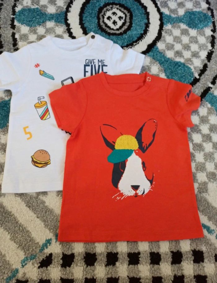 Lot de 2 t-shirts MC NeuFS - Taille 6 mois