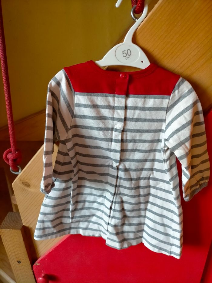 Très jolie robe Petit Bateau 12 mois - photo numéro 3