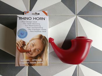 Rhino Horn outil d'irrigation nasale rouge