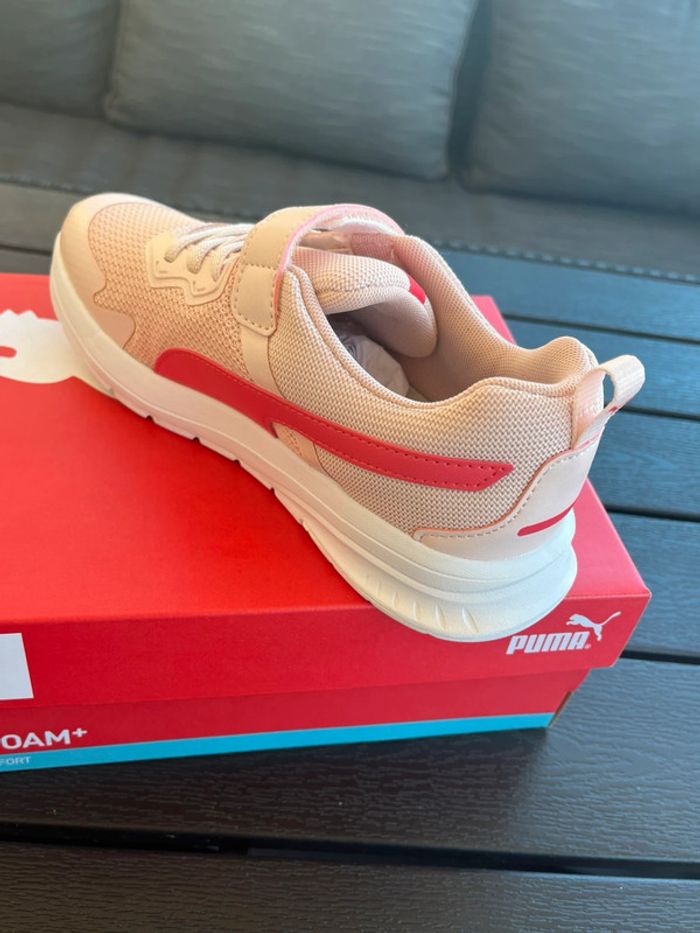 Baskets , Puma , Enfants , Roses , Neuves , Taille 35 - photo numéro 7